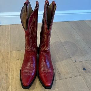 red leather cowgirl boots
